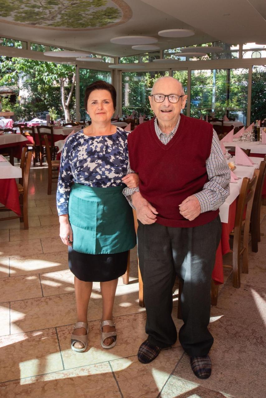 Albergo Al Platano Капріно-Веронезе Екстер'єр фото