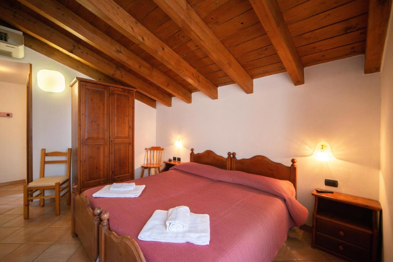 Albergo Al Platano Капріно-Веронезе Екстер'єр фото
